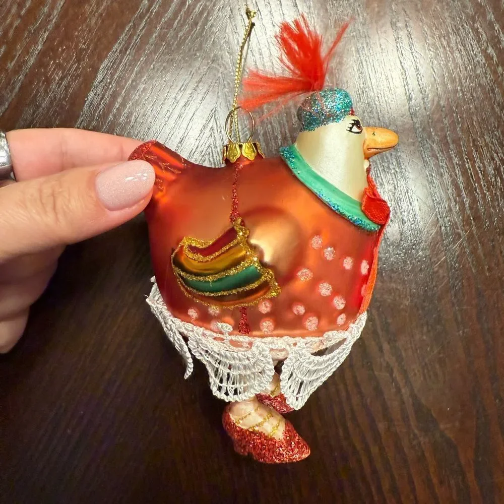 N/A handcrafted ornament